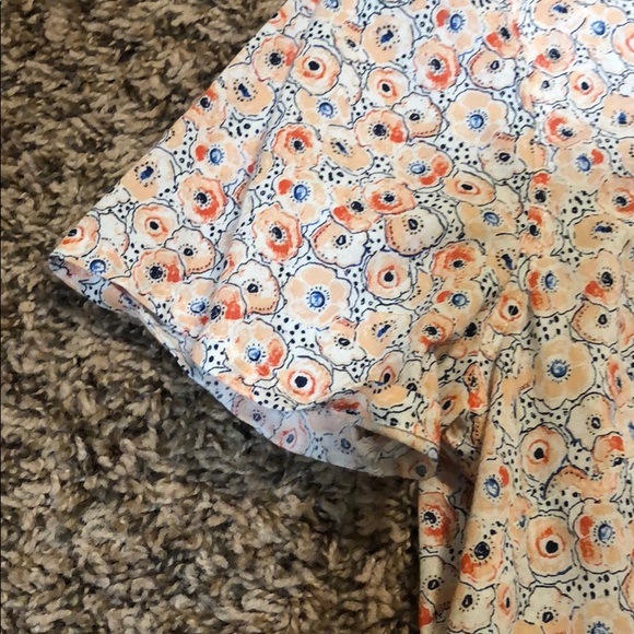 H&M button up floral - Picture 5 of 5